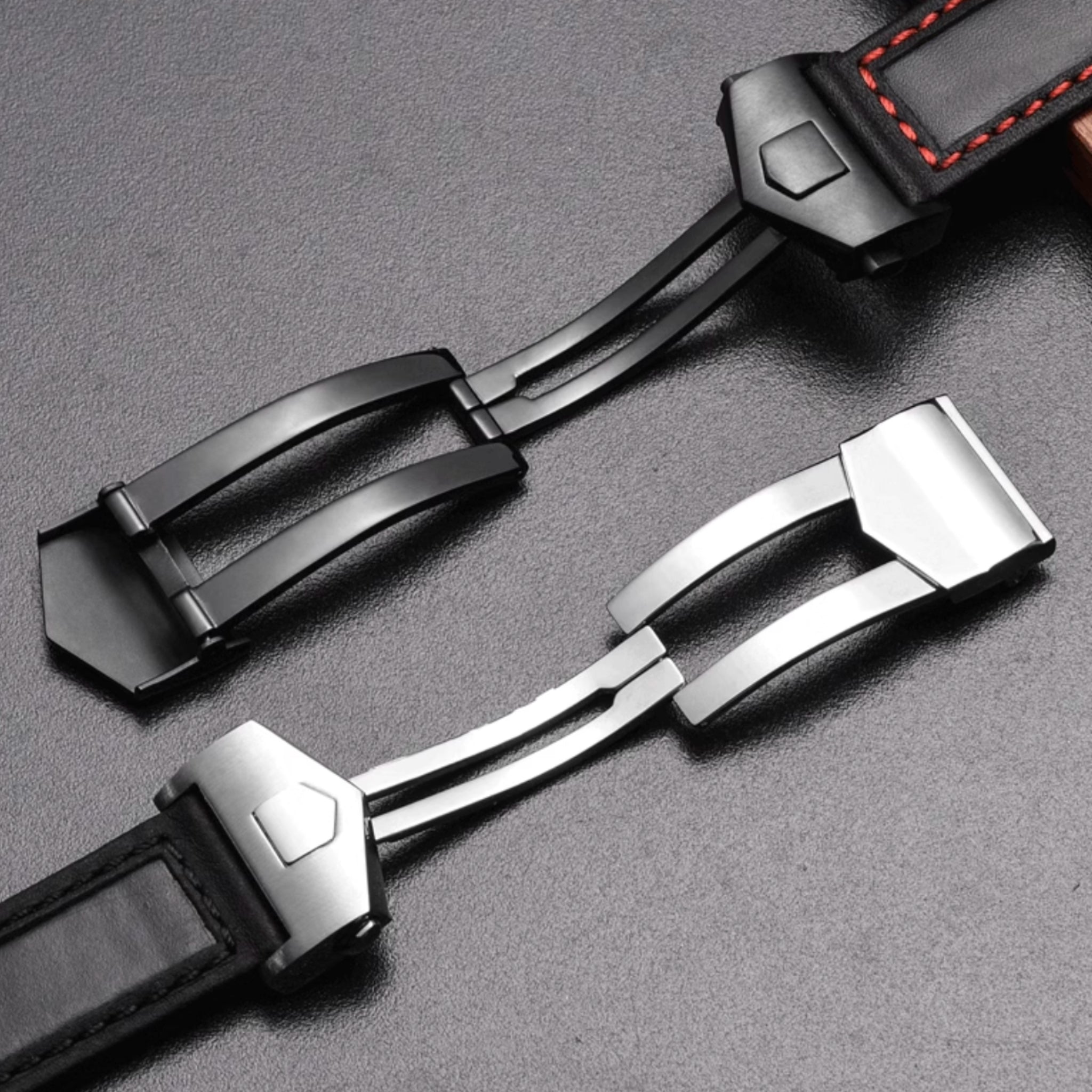 Leather Strap - For Tag Heuer Carrera - Black Carbon - Helvetus