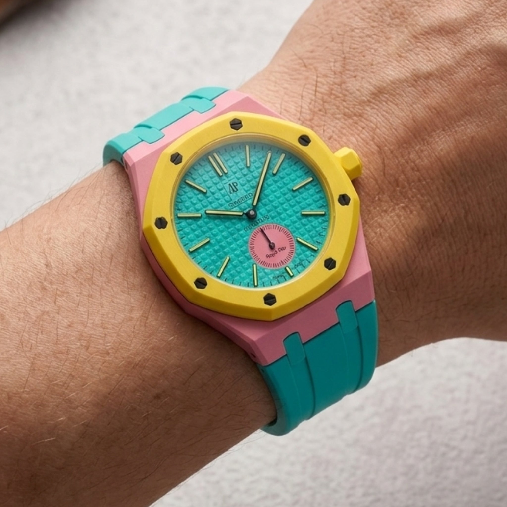 Royal Pop Wrist Strap & Case — For Otg Roz (Savonnette, Crown at 3) - Helvetus
