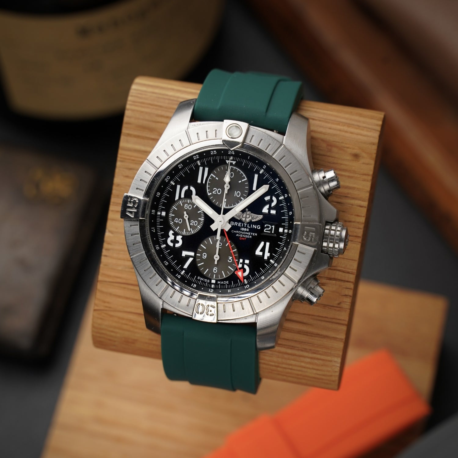 Rubber Strap - For all Breitling Avenger Models - Green - Helvetus