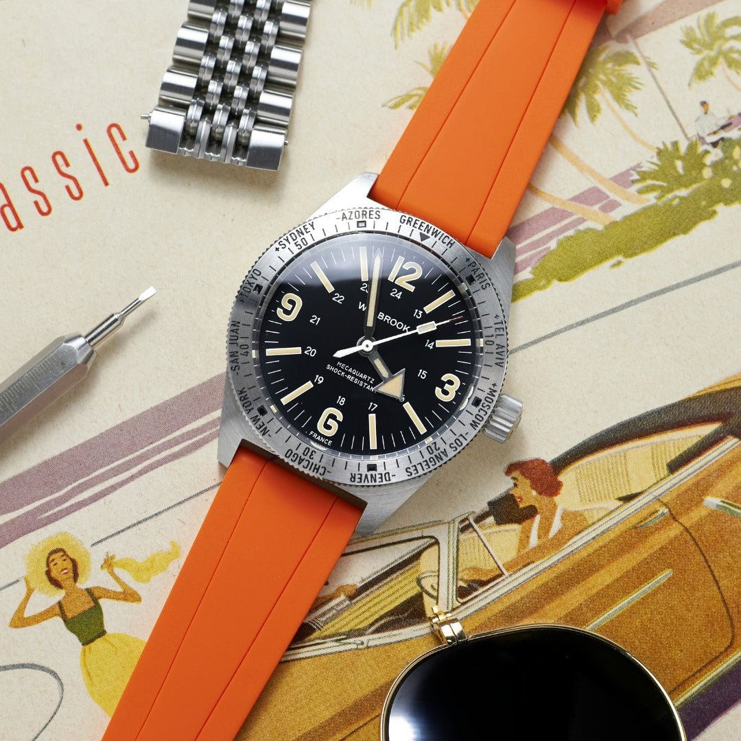 Straight FKM Rubber Strap – Universal Fit – Orange (20mm / 22mm / 24mm) - Helvetus