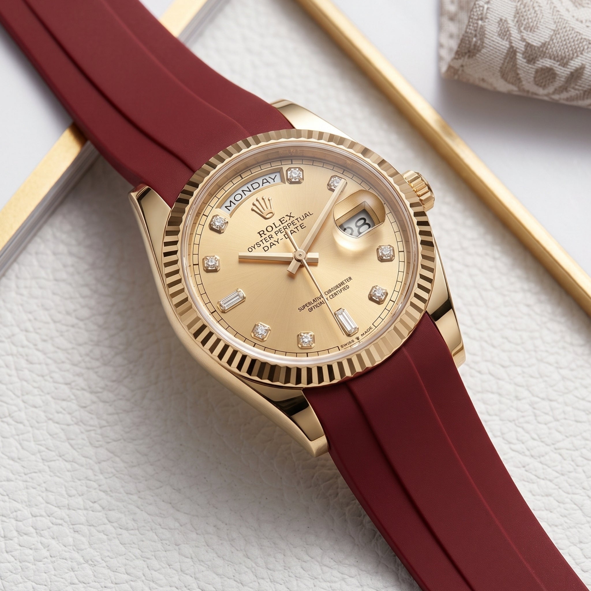 Deployant Rubber Strap - For Rolex Day-Date 40 - Bordeaux - Helvetus