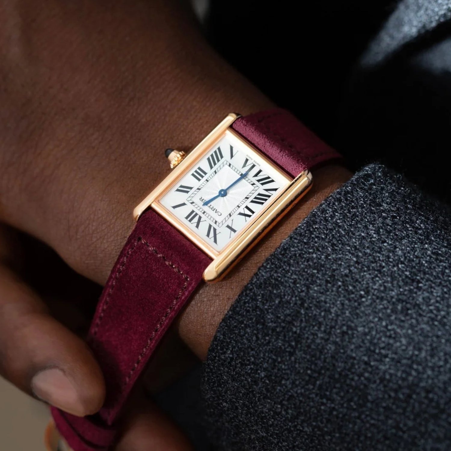 Bracelet en cuir suédé – Rouge – Helvetus®